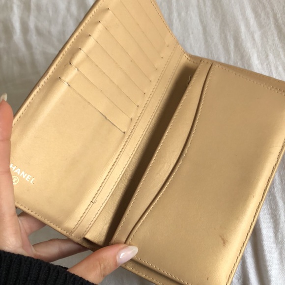 Chanel Wallet - Picture 5 of 10